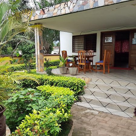 Chez Therese Kpalime Ngoại thất bức ảnh
